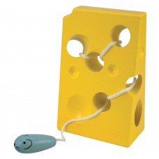 Woody Lacing cheese and mouse