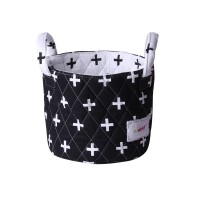 Minene Малък кош черно и бяло 