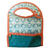 Close Parent Reversible Bib 6m+ Hippo
